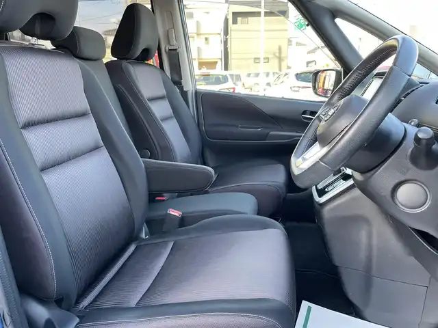 日産 セレナ ハイウェイスター プロパイロットED 石川県 2017(平29)年 8.7万km シャイニングブルー ワンオーナー/純正9型ナビ/フルセグTV/バックカメラ/LEDヘッドライト/フリップダウンモニター/インテリキー/プッシュスタート/プロパイロット/ドライブレコーダー/ETC/純正アルミホイール/保証書