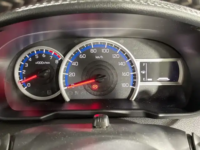 トヨタ ルーミー カスタムG－T 神奈川県 2021(令3)年 1.7万km パールホワイトⅢ ・純正９型SDナビゲーション【NSZT-Y68T】/＜フルセグ/AMFM/BT/CD/DVD/SDREC＞/・パノラミックビューモニター/・両側パワースライドドア/・社外前後ドライブレコーダー/・純正ビルトインETC2.0/・電動パーキングブレーキ/ブレーキホールド/・アイドリングストップ/・前席シートヒーター/・スマートキー/・プッシュスタート/・スペアキー/・2列目シートバックテーブル/・前後ソナー/・オートライト/オートハイビーム /・LEDヘッドライト/フォグ/・純正１５インチアルミホイール/・パノラミックビュー対応ナビレディパッケージ/・コンフォートパッケージ