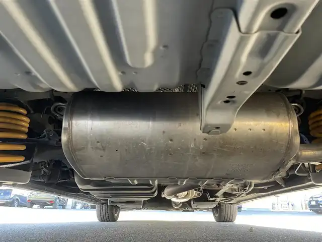 トヨタ エスティマ アエラス プレミアム 宮城県 2014(平26)年 9万km ブラック (株)IDOMが運営する【じしゃロン仙台店】の自社ローン専用車両になりますこちらは現金またはオートローンご利用時の価格です。自社ローンご希望の方は別途その旨お申付け下さい/ハーフレザーシート/パワーシート/両側パワースライドドア/SDナビ/フリップダウンモニター/フルセグ/Bluetooth/バックカメラ/CD/DVD/ETC/クルコン/HIDヘッドライト