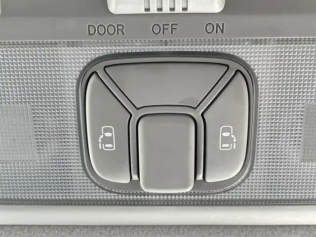 トヨタ エスティマ アエラス プレミアム 宮城県 2014(平26)年 9万km ブラック (株)IDOMが運営する【じしゃロン仙台店】の自社ローン専用車両になりますこちらは現金またはオートローンご利用時の価格です。自社ローンご希望の方は別途その旨お申付け下さい/ハーフレザーシート/パワーシート/両側パワースライドドア/SDナビ/フリップダウンモニター/フルセグ/Bluetooth/バックカメラ/CD/DVD/ETC/クルコン/HIDヘッドライト