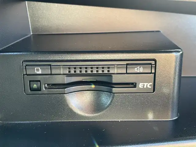 トヨタ エスティマ アエラス プレミアム 宮城県 2014(平26)年 9万km ブラック (株)IDOMが運営する【じしゃロン仙台店】の自社ローン専用車両になりますこちらは現金またはオートローンご利用時の価格です。自社ローンご希望の方は別途その旨お申付け下さい/ハーフレザーシート/パワーシート/両側パワースライドドア/SDナビ/フリップダウンモニター/フルセグ/Bluetooth/バックカメラ/CD/DVD/ETC/クルコン/HIDヘッドライト