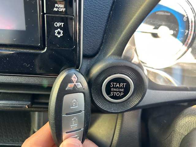 三菱 ｅＫクロス T 宮城県 2019(令1)年 6.3万km チタニウムグレーメタリック 登録時走行距離62667km/ドライブレコーダー前後/追従式クルーズコントロール/シートヒーター/先進安全快適パッケージ/アラウンドビューモニター/横滑り防止機能/踏み間違い防止システム/TV フルセグ/AM/FM・CD/DVD・TV・BT/コーナーセンサー前後/LEDヘッドライト/デジタルインナーミラー