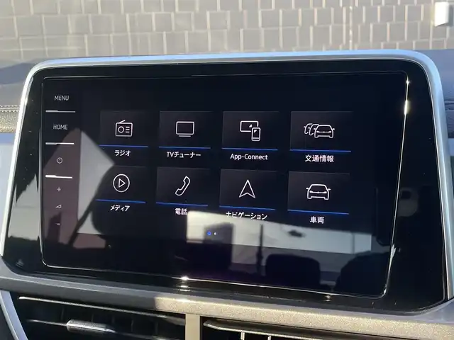 フォルクスワーゲン ＶＷ Ｔ－ロック TDI スタイル 三重県 2023(令5)年 2.8万km ブルーグリーン デジタルコックピット　/ディスカバープロ　/パワーテールゲート　/マトリクスLEDライト　/ルーフレール　/純正17インチアルミ　/カープレイ　/アンドロイドオート　/Bluetooth　/純正ナビ　/バックカメラ　