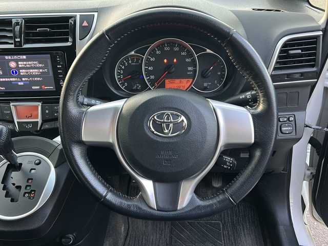 トヨタ ラクティス G 石川県 2014(平26)年 11.4万km ホワイトパールクリスタルシャイン 社外メモリーナビゲーション/【CD/DVD・フルセグTV・BLue】/・バックカメラ/ETC/クルーズコントロール/USB端子/プッシュスタート/オートライト/・ハロゲン/ドアバイザー/純正フロアマット