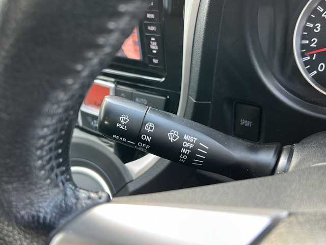 トヨタ ラクティス G 石川県 2014(平26)年 11.4万km ホワイトパールクリスタルシャイン 社外メモリーナビゲーション/【CD/DVD・フルセグTV・BLue】/・バックカメラ/ETC/クルーズコントロール/USB端子/プッシュスタート/オートライト/・ハロゲン/ドアバイザー/純正フロアマット