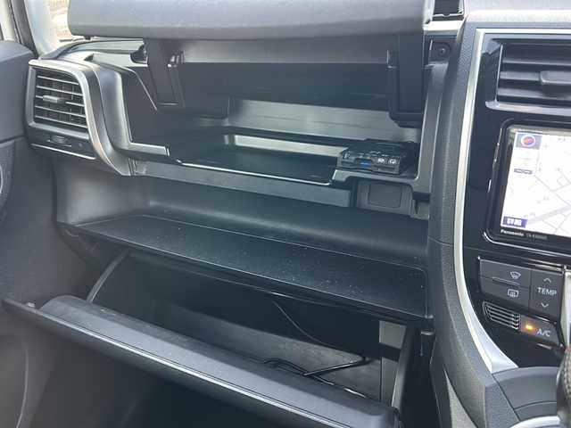 トヨタ ラクティス G 石川県 2014(平26)年 11.4万km ホワイトパールクリスタルシャイン 社外メモリーナビゲーション/【CD/DVD・フルセグTV・BLue】/・バックカメラ/ETC/クルーズコントロール/USB端子/プッシュスタート/オートライト/・ハロゲン/ドアバイザー/純正フロアマット