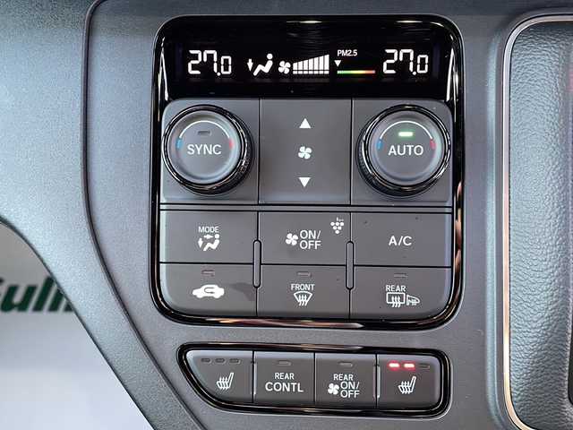 ホンダ ステップワゴン スパーダ eHEV 岩手県 2024(令6)年 1.4万km プラチナホワイトパール 純正メモリーナビ/AM/FM/CD/DVD/Bluetooth/フルセグTV/純正オーディオ/バックカメラ/全方位カメラ/ETC/クルーズコントロール/衝突被害軽減ブレーキ/レーンキープアシスト/横滑り防止装置/シートヒーター/オートライト/オートハイビーム/LEDヘッドライト/フォグランプ/スマートキー/プッシュスタート/電動格納ミラー/純正16インチAW/純正フロアマット/純正ドアバイザー/保証書