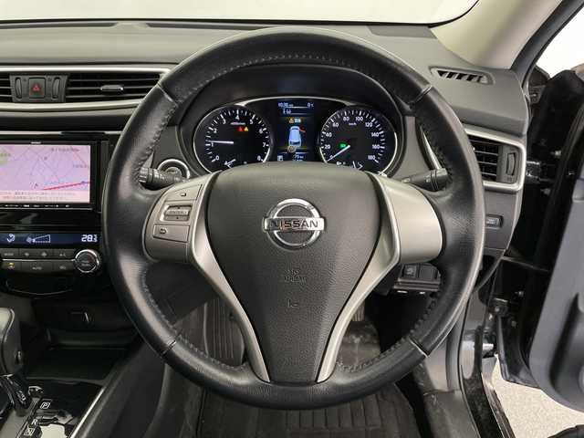 日産 エクストレイル 20X エマージェンシーブレーキ 長野県 2014(平26)年 8.2万km ダイヤモンドブラック 切り替え4WD/社外ナビ　NR-MZ33/(ワンセグ/Bluetooth/CD/DVD)/バックカメラ/ETC/前席シートヒーター/衝突軽減ブレーキ/車線逸脱防止/前後コーナーセンサー/ダウンヒルアシストコントロール/純正AWサマータイヤ付き/LEDヘッドライト/スマートキー/スペアキー