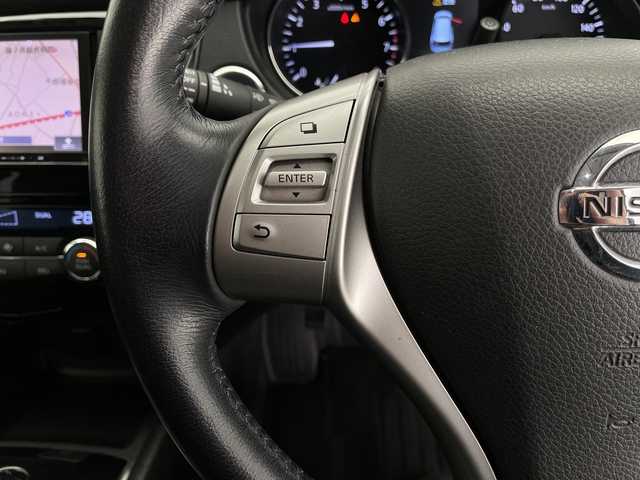 日産 エクストレイル 20X エマージェンシーブレーキ 長野県 2014(平26)年 8.2万km ダイヤモンドブラック 切り替え4WD/社外ナビ　NR-MZ33/(ワンセグ/Bluetooth/CD/DVD)/バックカメラ/ETC/前席シートヒーター/衝突軽減ブレーキ/車線逸脱防止/前後コーナーセンサー/ダウンヒルアシストコントロール/純正AWサマータイヤ付き/LEDヘッドライト/スマートキー/スペアキー