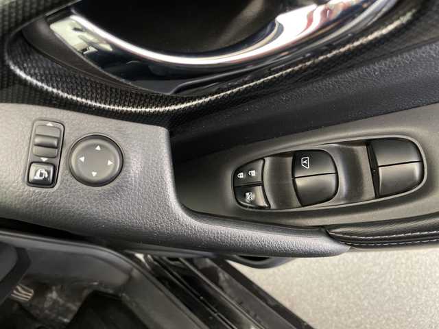 日産 エクストレイル 20X エマージェンシーブレーキ 長野県 2014(平26)年 8.2万km ダイヤモンドブラック 切り替え4WD/社外ナビ　NR-MZ33/(ワンセグ/Bluetooth/CD/DVD)/バックカメラ/ETC/前席シートヒーター/衝突軽減ブレーキ/車線逸脱防止/前後コーナーセンサー/ダウンヒルアシストコントロール/純正AWサマータイヤ付き/LEDヘッドライト/スマートキー/スペアキー