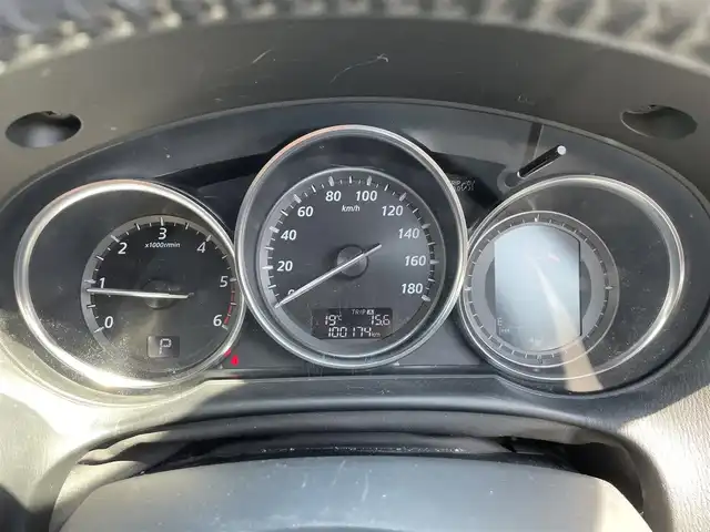 マツダ ＣＸ－５ XD 埼玉県 2014(平26)年 10.1万km クリスタルホワイトパールマイカ (株)IDOMが運営する【じしゃロン鳩ヶ谷店】の自社ローン対象車両になります。こちらは現金ご利用時の価格です。自社ローンご希望の方は別途その旨お申付け下さい。/KENWOOD製メモリナビ/DTV/DVD/バックカメラ/サイドカメラ/AAC/オートライト/アダプティブフロントライティングシステム/Fフォグ/リアビークルモニタリングシステム/アイドリングSTOP/プッシュスタート/スマートキー/ETC/フロアマット/純正AW