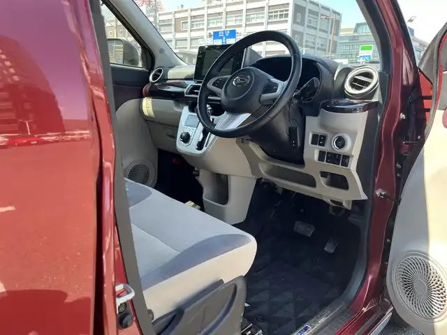 ダイハツ キャスト スタイル G ターボ VS SAⅢ 島根県 2019(令1)年 2.5万km ファイアークォーツレッドM 純正8型ＳＤナビ　/（フルセグＴＶ/ＤＶＤ再生/Ｂｌｕｅｔｏｏｔｈ接続）　/左サイド/バック/全方位カメラ　/ＥＴＣ　/前後ドライブレコーダー　/後方コーナーセンサー　/衝突軽減システム　/前席シートヒーター　/オートハイビーム　/純正ＬＥＤヘッドライト　/盗難防止装置/純正１５インチアルミホイール/純正フロアマット
