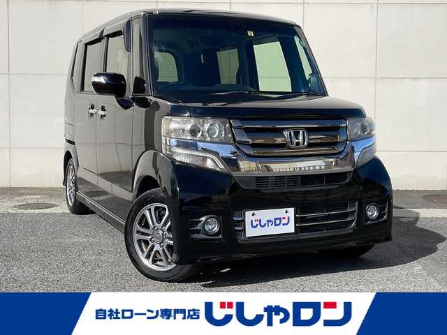 ホンダ Ｎ ＢＯＸ カスタム G Lパッケージ 埼玉県 2016(平28)年 8万km スマートブラック (株)IDOMが運営する【じしゃロン熊谷店】の自社ローン専用車両になりますこちらは現金またはオートローンご利用時の価格です。自社ローンご希望の方は別途その旨お申付け下さい/純正メモリナビ/フルセグTV/CD/DVD/BT/SD/FM/AM/バックカメラ/ステアリングリモコン/ビルトインETC/片側パワースライドドア/オートライト/キセノンライト/フォグランプ/CTBA/オートリトラミラー/2列目サンシェード/プッシュスタート/スマートキー/スペアキー/電動格納ミラー/保証書/取扱説明書/ナビ取扱説明書