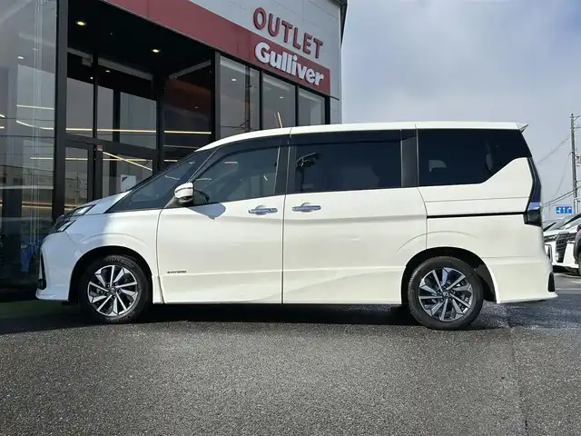 日産 セレナ ハイウェイスター V 大阪府 2020(令2)年 4.4万km ブリリアントホワイトパール ワンオーナー/純正ナビ/アラウンドビューモニター/ブラインドスポットモニター/前方ドライブレコーダー/両側パワースライドドア/クルーズコントロール/LEDヘッドライト/フォグランプ/オートライト/純正アルミホイール/衝突被害軽減システム/スマートキー/オートエアコン/Ｗオートエアコン