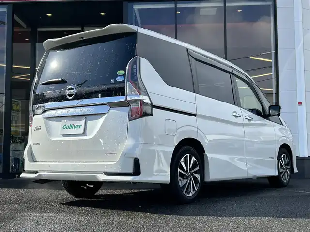 日産 セレナ ハイウェイスター V 大阪府 2020(令2)年 4.4万km ブリリアントホワイトパール ワンオーナー/純正ナビ/アラウンドビューモニター/ブラインドスポットモニター/前方ドライブレコーダー/両側パワースライドドア/クルーズコントロール/LEDヘッドライト/フォグランプ/オートライト/純正アルミホイール/衝突被害軽減システム/スマートキー/オートエアコン/Ｗオートエアコン