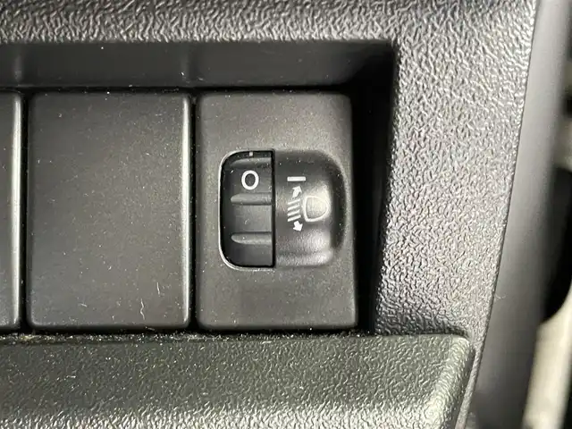 スズキ ジムニー シエラ JL 埼玉県 2021(令3)年 5万km ミディアムグレー 社外ナビ　ビルトインＥＴＣ　ミラーヒーター　シートヒーター　ドライブレコーダー　プッシュスタート　純正アルミホイール　スマートキー　オートライト　ＣＤ　ＤＶＤ　Ｂｌｕｅｔｏｏｔｈ　地デジフルセグＴＶ