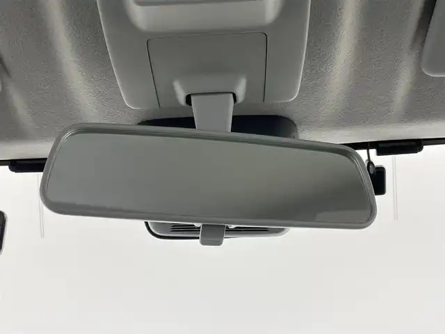 スズキ ジムニー シエラ JL 埼玉県 2021(令3)年 5万km ミディアムグレー 社外ナビ　ビルトインＥＴＣ　ミラーヒーター　シートヒーター　ドライブレコーダー　プッシュスタート　純正アルミホイール　スマートキー　オートライト　ＣＤ　ＤＶＤ　Ｂｌｕｅｔｏｏｔｈ　地デジフルセグＴＶ