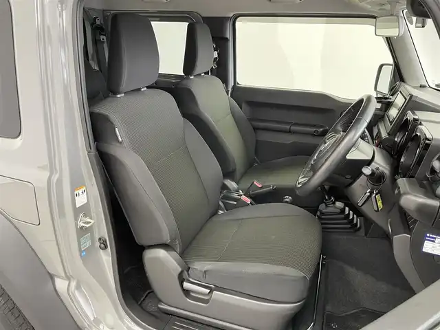 スズキ ジムニー シエラ JL 埼玉県 2021(令3)年 5万km ミディアムグレー 社外ナビ　ビルトインＥＴＣ　ミラーヒーター　シートヒーター　ドライブレコーダー　プッシュスタート　純正アルミホイール　スマートキー　オートライト　ＣＤ　ＤＶＤ　Ｂｌｕｅｔｏｏｔｈ　地デジフルセグＴＶ