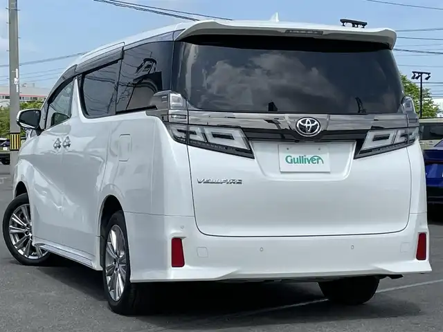 トヨタ ヴェルファイア Z ゴールデンアイズ 道央・札幌 2020(令2)年 4.3万km ホワイトパールクリスタルシャイン ４WD/純正ディーラーOPナビ/CD/DVD/BT/フルセグ/プリクラッシュセーフティ/横滑り防止装置/レーダークルーズコントロール/レーンキープアシスト/クリアランスソナー/パーキングサポートブレーキ/ロードサインアシスト/バックカメラ/ビルトインETC2.0/アイドリングストップ/ECOMODE/nanoe/両側パワースライドドア/パワーバックドア/2列目オットマン/ハーフレザーシート/革巻きウッドコンビステアリング/ステアリングリモコン/AC100V/電動パーキング/ブレーキホールド/MTモード付AT/プッシュスタート/スマートキー/LEDヘッドライト/オートライト/オートハイビーム/フォグランプ/電動格納ミラー/ウィンカーミラー/フロアマット/ドアバイザー/スペアキー