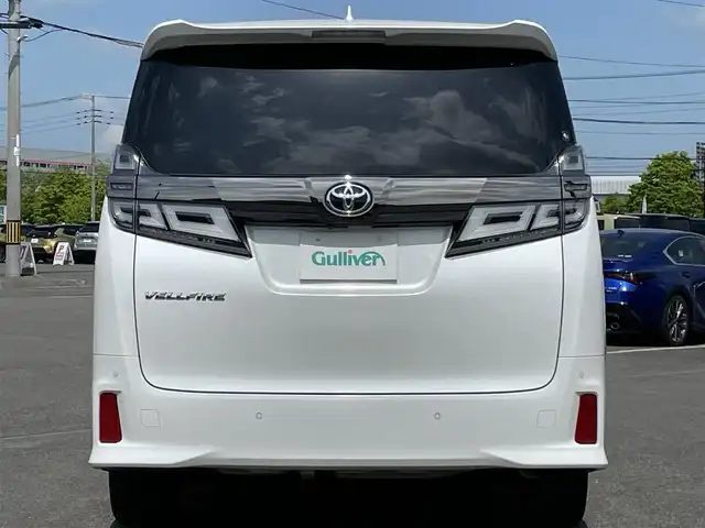 トヨタ ヴェルファイア Z ゴールデンアイズ 道央・札幌 2020(令2)年 4.3万km ホワイトパールクリスタルシャイン ４WD/純正ディーラーOPナビ/CD/DVD/BT/フルセグ/プリクラッシュセーフティ/横滑り防止装置/レーダークルーズコントロール/レーンキープアシスト/クリアランスソナー/パーキングサポートブレーキ/ロードサインアシスト/バックカメラ/ビルトインETC2.0/アイドリングストップ/ECOMODE/nanoe/両側パワースライドドア/パワーバックドア/2列目オットマン/ハーフレザーシート/革巻きウッドコンビステアリング/ステアリングリモコン/AC100V/電動パーキング/ブレーキホールド/MTモード付AT/プッシュスタート/スマートキー/LEDヘッドライト/オートライト/オートハイビーム/フォグランプ/電動格納ミラー/ウィンカーミラー/フロアマット/ドアバイザー/スペアキー