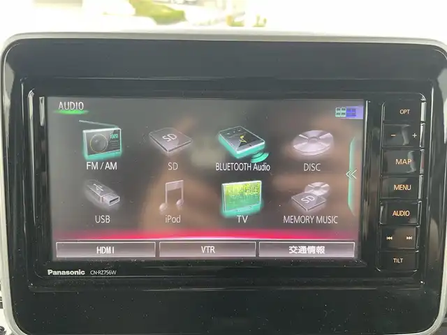 スズキ スペーシア カスタム HYBRID GS 福岡県 2020(令2)年 8.6万km ブルーイッシュブラックパール3 (株)IDOMが運営する【じしゃロン八幡西店】の自社ローン専用車両になります。こちらは現金またはオートローンご利用時の価格です。自社ローンご希望の方は別途その旨お申付け下さい/ハイブリッド車/純正ナビ(CN-RZ756W)/【Bluetooth・CD・DVD・TV】/ドラレコ/フロントフォグランプ/USB端子/運転席シートヒーター/ステリングスイッチ/LEDヘッドライト/全方位モニター/ヘッドアップディスプレイ/片側パワースライドドア/純正リアスポイラー