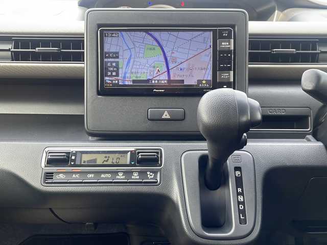 スズキ ワゴンＲ HYBRID FX－S 三重県 2023(令5)年 0.3万km フォギーブルーパールメタリック 禁煙車/全方位カメラ/レーダークルーズコントロール /全方向カメラ/社外ナビ/レーンキープアシスト /HUD/リアパーキングセンサー/シートヒーター /オートエアコン/ステアリングスイッチ /オートライト/オートハイビーム/電動格納ミラー/純正フロアマット/スマートキー/スペアキー/プッシュスタート/アイドリングストップ
