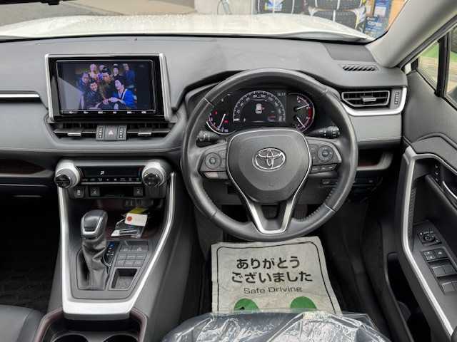 トヨタ ＲＡＶ４ G 道東・釧路十勝 2019(令1)年 7.3万km ホワイトパールクリスタルシャイン ４WD/純正オプション9インチSDナビ/(NSZT-Y68T）/CD/DVD/BT/フルセグTV/HDMI/バックカメラ/トヨタセーフティセンス/レーダークルーズコントロール/デジタルインナーミラー/BSM/RCTA/TRDエアロ（F/S/R）/パワーバックドア/ステアリングヒーター/デアイサー /リアフォグ/シートヒーター