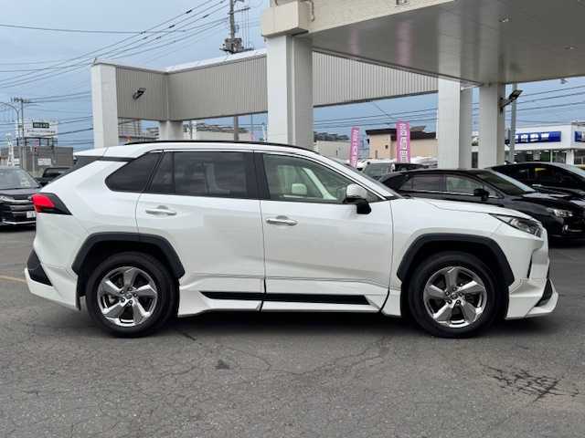 トヨタ ＲＡＶ４ G 道東・釧路十勝 2019(令1)年 7.3万km ホワイトパールクリスタルシャイン ４WD/純正オプション9インチSDナビ/(NSZT-Y68T）/CD/DVD/BT/フルセグTV/HDMI/バックカメラ/トヨタセーフティセンス/レーダークルーズコントロール/デジタルインナーミラー/BSM/RCTA/TRDエアロ（F/S/R）/パワーバックドア/ステアリングヒーター/デアイサー /リアフォグ/シートヒーター
