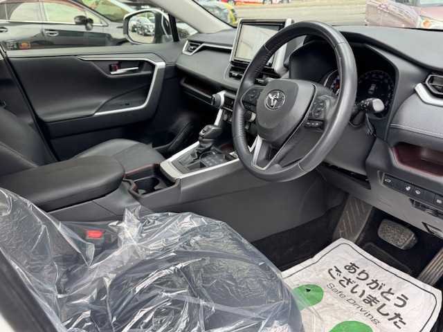 トヨタ ＲＡＶ４ G 道東・釧路十勝 2019(令1)年 7.3万km ホワイトパールクリスタルシャイン ４WD/純正オプション9インチSDナビ/(NSZT-Y68T）/CD/DVD/BT/フルセグTV/HDMI/バックカメラ/トヨタセーフティセンス/レーダークルーズコントロール/デジタルインナーミラー/BSM/RCTA/TRDエアロ（F/S/R）/パワーバックドア/ステアリングヒーター/デアイサー /リアフォグ/シートヒーター