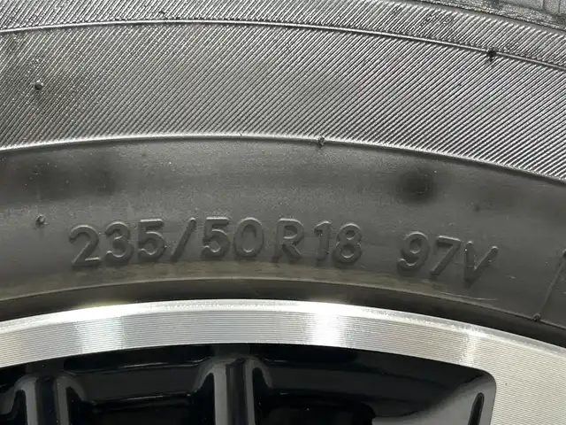 トヨタ アルファード S Cパッケージ 大阪府 2018(平30)年 3万km ホワイトパールクリスタルシャイン ＡＬＰＩＮＥナビＴＶ　後席モニター　デジタルインナーミラー　三眼ＬＥＤ　黒革シート　パワーシート／ヒーター／エアコン　電動リアゲート　衝突軽減　レーダーＣ　クリアランスソナー　ワンオーナー