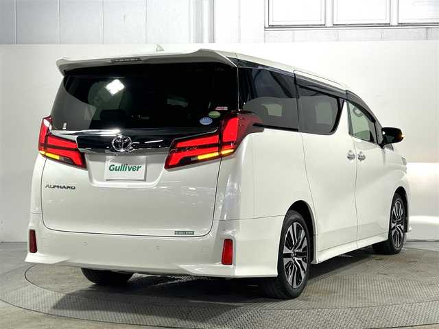 トヨタ アルファード S Cパッケージ 大阪府 2018(平30)年 3万km ホワイトパールクリスタルシャイン ＡＬＰＩＮＥナビＴＶ　後席モニター　デジタルインナーミラー　三眼ＬＥＤ　黒革シート　パワーシート／ヒーター／エアコン　電動リアゲート　衝突軽減　レーダーＣ　クリアランスソナー　ワンオーナー