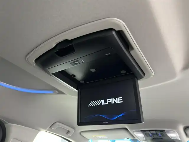 トヨタ アルファード S Cパッケージ 大阪府 2018(平30)年 3万km ホワイトパールクリスタルシャイン ＡＬＰＩＮＥナビＴＶ　後席モニター　デジタルインナーミラー　三眼ＬＥＤ　黒革シート　パワーシート／ヒーター／エアコン　電動リアゲート　衝突軽減　レーダーＣ　クリアランスソナー　ワンオーナー