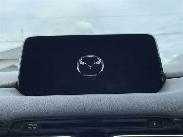 マツダ ＣＸ－８ XD 福岡県 2018(平30)年 4.5万km スノーフレイクホワイトパールマイカ 純正ナビ　/フルセグTV/CD/DVD/Bluetooth/AUX/３６０°ビューカメラ　/ＳＢＳ　/シートヒーター　/レーダークルーズコントロール　/ＢＳＭ　/レーンキープアシスト/車間認知支援システム　/ＨＵＤ　/パワーシート　/純正アルミ　/アダプティブヘッドライト/ステアリングヒーター/シートメモリー/電動パーキング/ブレーキホールド/ビルトインETC/スマートキー/プッシュスタート