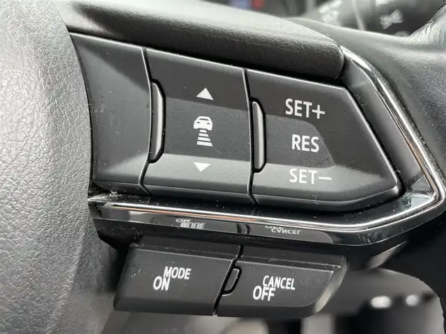 マツダ ＣＸ－８ XD 福岡県 2018(平30)年 4.5万km スノーフレイクホワイトパールマイカ 純正ナビ　/フルセグTV/CD/DVD/Bluetooth/AUX/３６０°ビューカメラ　/ＳＢＳ　/シートヒーター　/レーダークルーズコントロール　/ＢＳＭ　/レーンキープアシスト/車間認知支援システム　/ＨＵＤ　/パワーシート　/純正アルミ　/アダプティブヘッドライト/ステアリングヒーター/シートメモリー/電動パーキング/ブレーキホールド/ビルトインETC/スマートキー/プッシュスタート