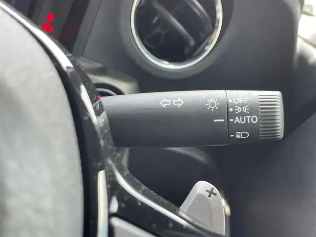 ホンダ Ｎ ＢＯＸ カスタム ターボ 滋賀県 2024(令6)年 0.5万km ミッドナイトブルービームM 禁煙車/純正9型ナビ/（BT/CD/DVD/AppleCarPlay/AndroidAuto/フルセグ）/両側電動スライドドア/前方ドライブレコーダー/バックカメラ/ETC/ホンダセンシング/・衝突軽減ブレーキ（CMBS）/・誤発進抑制機能（前方・後方）/・歩行者事故低減ステアリング/・路外逸脱抑制機能/・アダプティブクルーズコントロール（ACC）/・車線維持支援システム（LKAS）/・先行車発進お知らせ機能/・標識認識機能/・オートハイビーム/パドルシフト/ハーフレザー/電動パーキング/オートホールド/オートエアコン/USB（Type-A/Type-C）/スマートキー/スペアキー/オートライト/LEDヘッドライト