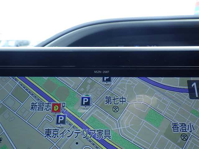 トヨタ ヴォクシー ZS 煌Ⅱ 千葉県 2020(令2)年 4.7万km ホワイトパールクリスタルシャイン Toyota Safety Sense/・プリクラッシュセーフティ/・レーンディパーチャーアラート/・オートハイビーム/クルーズコントロール/アイドリングストップ/両側パワースライドドア/純正SDナビ/地デジTV/【DVD/CD再生機能　Bluetooth接続】/バックカメラ/ドライブレコーダー/フリップダウンモニター/革巻きステアリング/ETC（2.0）/LEDヘッドライト/ウインカーミラー/クリアランスソナー/純正16インチアルミホイル/スマートキー