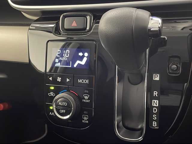 ダイハツ ムーヴ キャンバス G ブラックアクセント リミテッド SAⅢ 宮崎県 2020(令2)年 1.3万km グレーマイカM スマートアシスト3/〇衝突警報機能/〇衝突回避支援ブレーキ機能/〇車線逸脱警報機能/〇誤発信抑制制御機能/〇オートハイビーム/〇先行車発進お知らせ機能/純正7インチSDナビ/フルセグTV/CD/DVD/Bluetooth/全方位カメラ/両側パワースライドドア/LEDヘッドライト/前後ドライブレコーダー/アイドリングストップ/ETC/スマートキー×2/保証書/取扱説明書