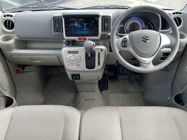 スズキ エブリィ ワゴン PZターボ 静岡県 2025(令7)年 0.1千km パールホワイト ・純正ディスプレイオーディオ/（Bluetooth・FM・AM)/・バックカメラ/・片側パワースライドドア/・スマートキー/・プッシュスタート/・リアヒーター/・純正フロアマット/・アイドリングストップ/・ドアバイザー/・電動格納ミラー/・横滑り防止機能/・オートライト/・運転席シートヒーター/・フォグライト/・ステアリングスイッチ/・衝突軽減システム/・レーンキープアシスト/・コーナーセンサー（後）/・保証書