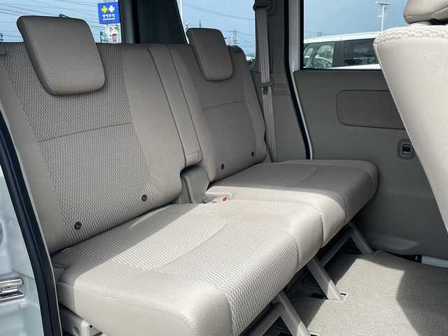 スズキ エブリィ ワゴン PZターボ 静岡県 2025(令7)年 0.1千km パールホワイト ・純正ディスプレイオーディオ/（Bluetooth・FM・AM)/・バックカメラ/・片側パワースライドドア/・スマートキー/・プッシュスタート/・リアヒーター/・純正フロアマット/・アイドリングストップ/・ドアバイザー/・電動格納ミラー/・横滑り防止機能/・オートライト/・運転席シートヒーター/・フォグライト/・ステアリングスイッチ/・衝突軽減システム/・レーンキープアシスト/・コーナーセンサー（後）/・保証書