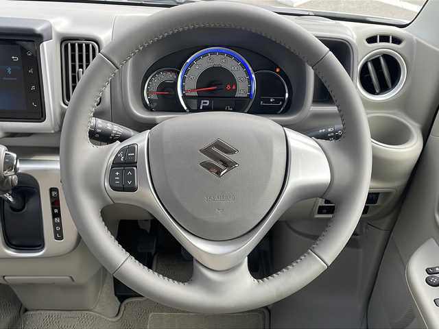 スズキ エブリィ ワゴン PZターボ 静岡県 2025(令7)年 0.1千km パールホワイト ・純正ディスプレイオーディオ/（Bluetooth・FM・AM)/・バックカメラ/・片側パワースライドドア/・スマートキー/・プッシュスタート/・リアヒーター/・純正フロアマット/・アイドリングストップ/・ドアバイザー/・電動格納ミラー/・横滑り防止機能/・オートライト/・運転席シートヒーター/・フォグライト/・ステアリングスイッチ/・衝突軽減システム/・レーンキープアシスト/・コーナーセンサー（後）/・保証書