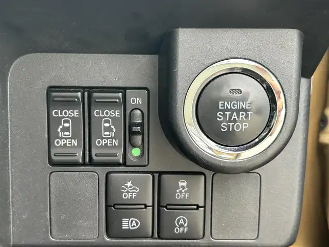トヨタ タンク カスタムG－T 愛媛県 2019(平31)年 7.3万km ブラックマイカメタリック/インペリアルゴールドクリスタルメタリック 2トーン プッシュスタート/純正メモリナビ（AM/FM/DISC/SD/フルセグTV/Bluetooth）/バックカメラ/ETC/両側パワースライドドア/クルーズコントロール/アイドリングストップ/ドライブレコーダー/純正アルミホイール/オートライト/オートマチックハイビーム/横滑り防止装置/AAC
