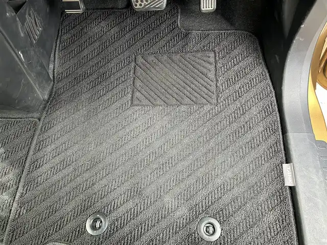トヨタ タンク カスタムG－T 愛媛県 2019(平31)年 7.3万km ブラックマイカメタリック/インペリアルゴールドクリスタルメタリック 2トーン プッシュスタート/純正メモリナビ（AM/FM/DISC/SD/フルセグTV/Bluetooth）/バックカメラ/ETC/両側パワースライドドア/クルーズコントロール/アイドリングストップ/ドライブレコーダー/純正アルミホイール/オートライト/オートマチックハイビーム/横滑り防止装置/AAC