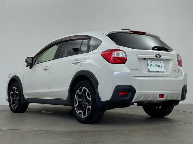 スバル インプレッサ ＸＶ 2．0i－L アイサイト 鹿児島県 2016(平28)年 4.6万km クリスタルホワイトP ワンオーナー/社外7インチメモリナビ/（AM/FM/CD/DVD/Bluetooth）/フルセグテレビ/アイサイト/バックカメラ/ブラインドスポットモニター/パドルシフト/ステアリングリモコン/LEDヘッドライト/フォグライト/ドアバイザー/スマートキー/革巻きステアリング