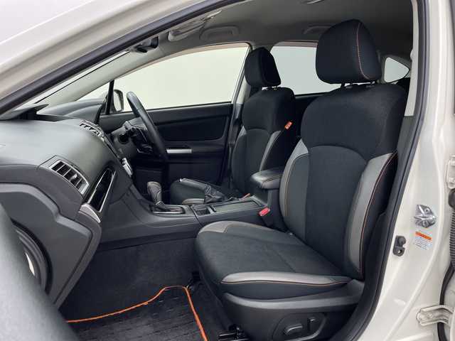 スバル インプレッサ ＸＶ 2．0i－L アイサイト 鹿児島県 2016(平28)年 4.6万km クリスタルホワイトP ワンオーナー/社外7インチメモリナビ/（AM/FM/CD/DVD/Bluetooth）/フルセグテレビ/アイサイト/バックカメラ/ブラインドスポットモニター/パドルシフト/ステアリングリモコン/LEDヘッドライト/フォグライト/ドアバイザー/スマートキー/革巻きステアリング