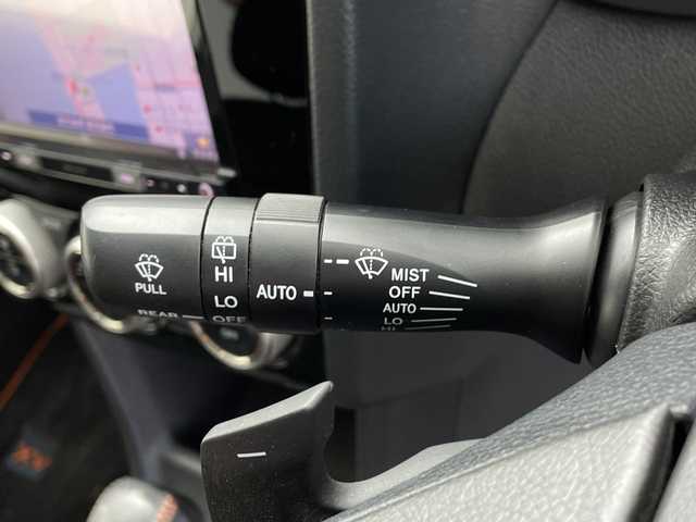 スバル インプレッサ ＸＶ 2．0i－L アイサイト 鹿児島県 2016(平28)年 4.6万km クリスタルホワイトP ワンオーナー/社外7インチメモリナビ/（AM/FM/CD/DVD/Bluetooth）/フルセグテレビ/アイサイト/バックカメラ/ブラインドスポットモニター/パドルシフト/ステアリングリモコン/LEDヘッドライト/フォグライト/ドアバイザー/スマートキー/革巻きステアリング