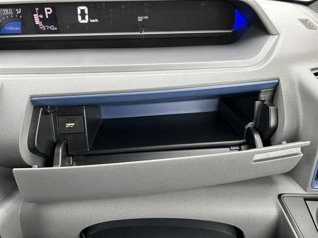 ダイハツ タント カスタム X セレクション 島根県 2020(令2)年 5万km シャイニングホワイトパール 純正ナビ/Bluetooth・AM・FM・CD・DVD/フルセグTV/両側パワースライドドア/シートヒーター(運転席・助手席)/ロングスライドシート/バックカメラ/オートライト/LEDヘッドライト/LEDフォグランプ/前後コーナーセンサー/横滑り防止装置/レーンキープアシスト/盗難防止装置/シートバックテーブル/ロールサンシェード/ハーフレザーシート/プッシュスタート/スペアキー×1/ステアリングスイッチ/純正14インチAW/アイドリングストップ/ウィンカーミラー