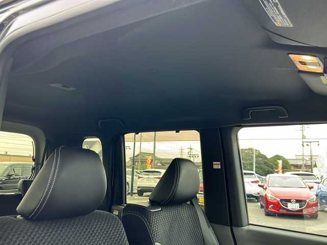 ダイハツ タント カスタム RS 岐阜県 2019(令1)年 4.4万km ブラックマイカメタリック 登録時走行距離43172km/純正９インチナビ/両側パワースライドドア/バックカメラ/プッシュスタート/スマートキー/スペアキー/ＬＥＤヘッドライト/フォグランプ/オートライト/ドライブレコーダー/前後コーナーセンサー/禁煙車/ハーフレザーシート/シートヒーター/ビルトインETC/純正15インチアルミホイール/純正フロアマット/後席サンシェード/ドアバイザー/衝突被害軽減システム