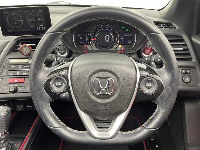 ホンダ Ｓ６６０ α 栃木県 2016(平28)年 9.2万km プレミアムスターホワイトパール ModuloXフロントフェイスキット(純正オプション￥110/000)/LEDフォグライト(純正オプション￥44/000)/ロッソモデロマフラー(￥99/000相当)/ロールトップ(赤)/バックカメラ/ETC/クルーズコントロール/パドルシフト/ハーフレザーシート(合皮)/本革巻きステアリングホイール/LEDヘッドライト/オートライト/純正インチアルミホイール(F:15インチ・R:16インチ)/フロアマット/USBソケット×1/HDMI端子×1/手動格納ドアミラー/サイドエアバッグ/スマートキー×1本/フロアマット/横滑り防止装置/ロールトップ黒、純正マフラー別途有/保証書