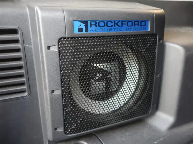 三菱 パジェロ ロング エクシード 山形県 2010(平22)年 10.6万km ウォームホワイトパール 4WD/ディーゼル/純正フリップダウンモニター/ロックフォードプレミアムサウンド/純正メモリナビ/　　【CD DVD BT フルセグ USB MSV】/バックカメラ/クルーズコントロール/HIDオートヘッドライト/シートヒーター/純正17インチアルミホイール/ステアリングスイッチ/MTモード付AT/ターボ/電動格納ウィンカーミラー/フォグランプ/リモコンキー/ETC