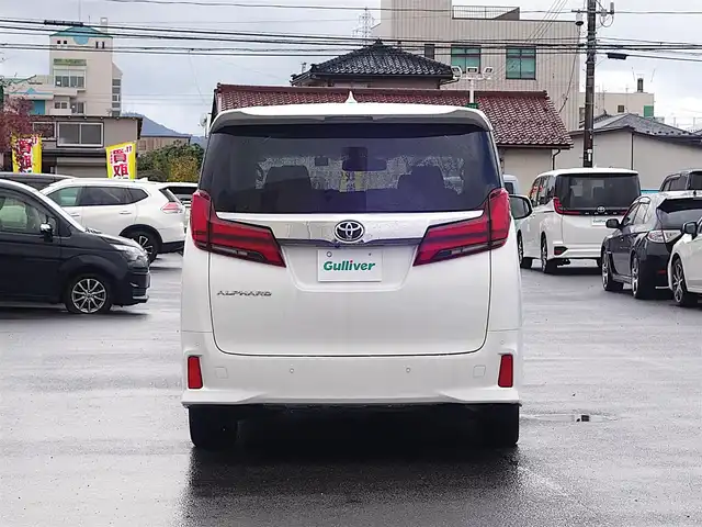 トヨタ アルファード S 山形県 2021(令3)年 5.6万km ホワイトパールクリスタルシャイン ４WD/衝突軽減/純正メモリナビ/　　【BT　フルセグ　USB　Miracast】/バックカメラ/両側パワースライドドア/アダプティブクルーズコントロール/LEDオートライト/オートハイビーム/フォグランプ/レザーシートカバー/純正18インチアルミホイール/ドライブレコーダー/コーナーセンサー/アイドリングストップ/MTモード付AT/ステアリングスイッチ/フロアマット/スマートキー/ETC